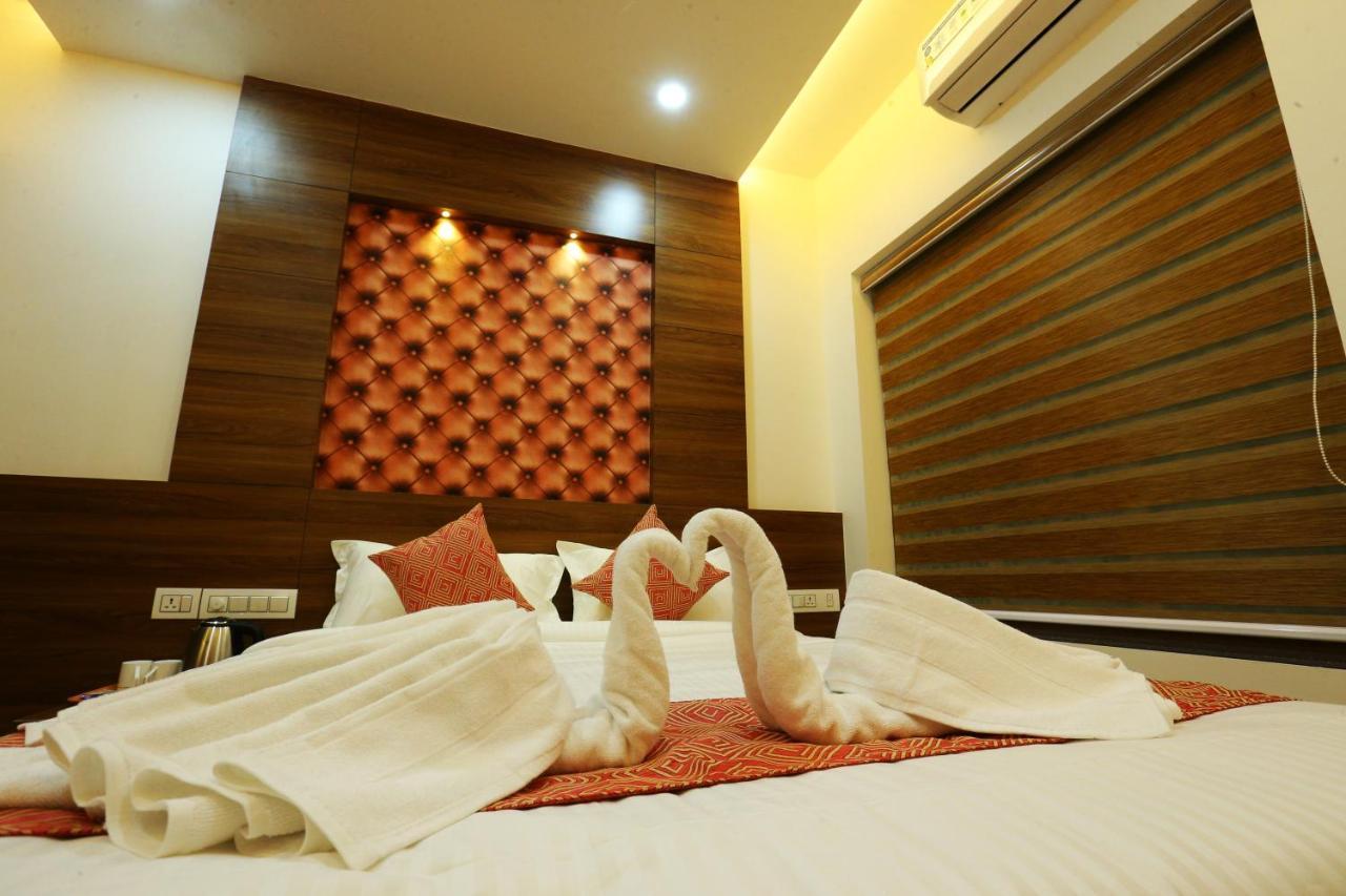 Ahlan Luxury Rooms Kochi Kültér fotó