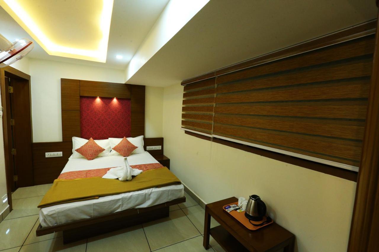 Ahlan Luxury Rooms Kochi Kültér fotó